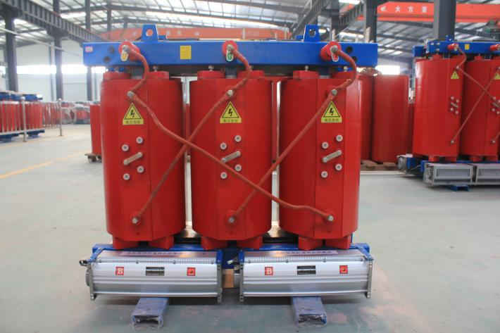 一般北京創聯匯通電氣全鋁的干式變壓器800kva價格是33900元，全銅的800kva干式變壓器價格是65000元。